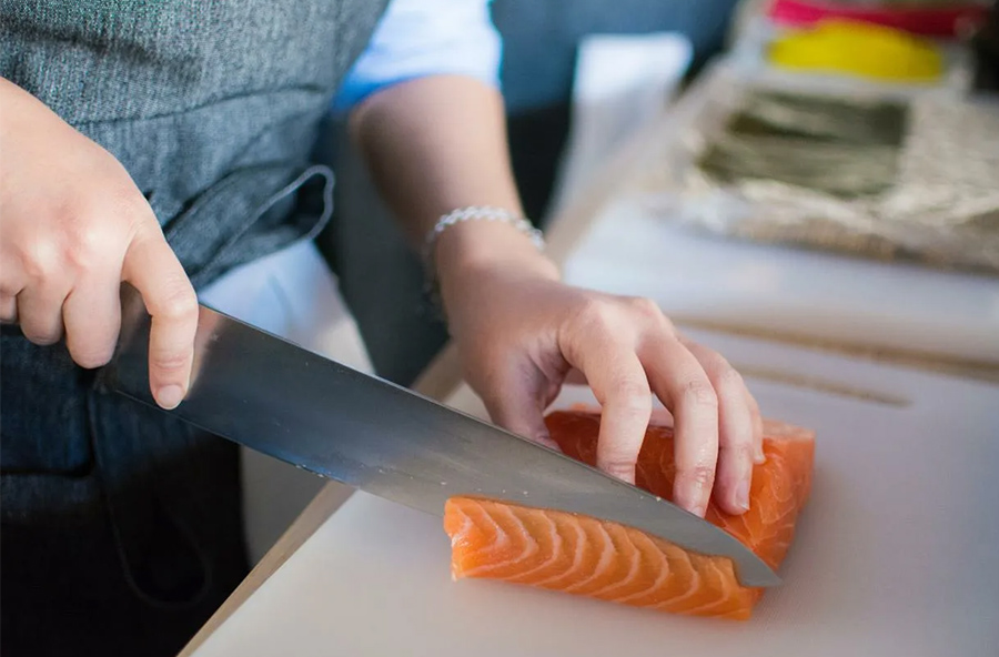 Каким должен быть лосось для приготовления суши и роллов